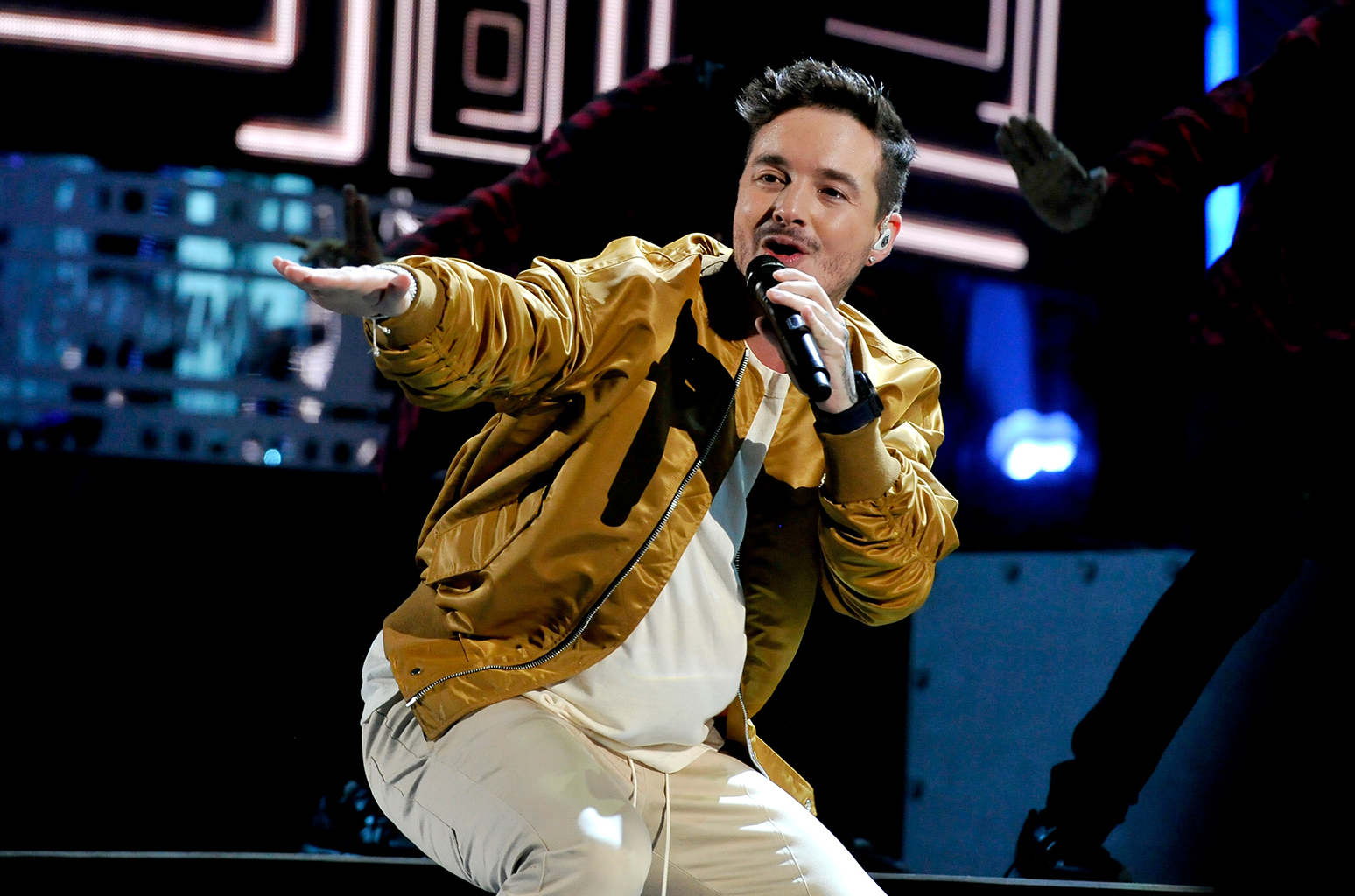 J Balvin, Residente, Luis Fonsi, Maluma y Logic cantarán en los Latin Grammy
