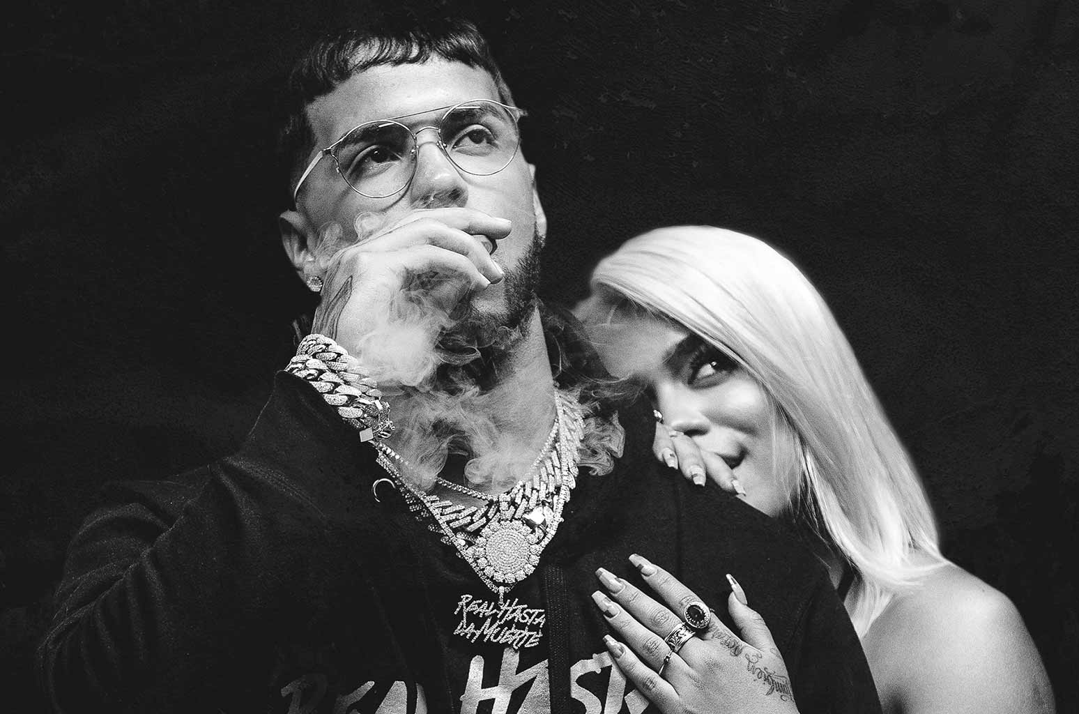 Anuel AA y Karol G se presentarán juntos en el estadio GEBA