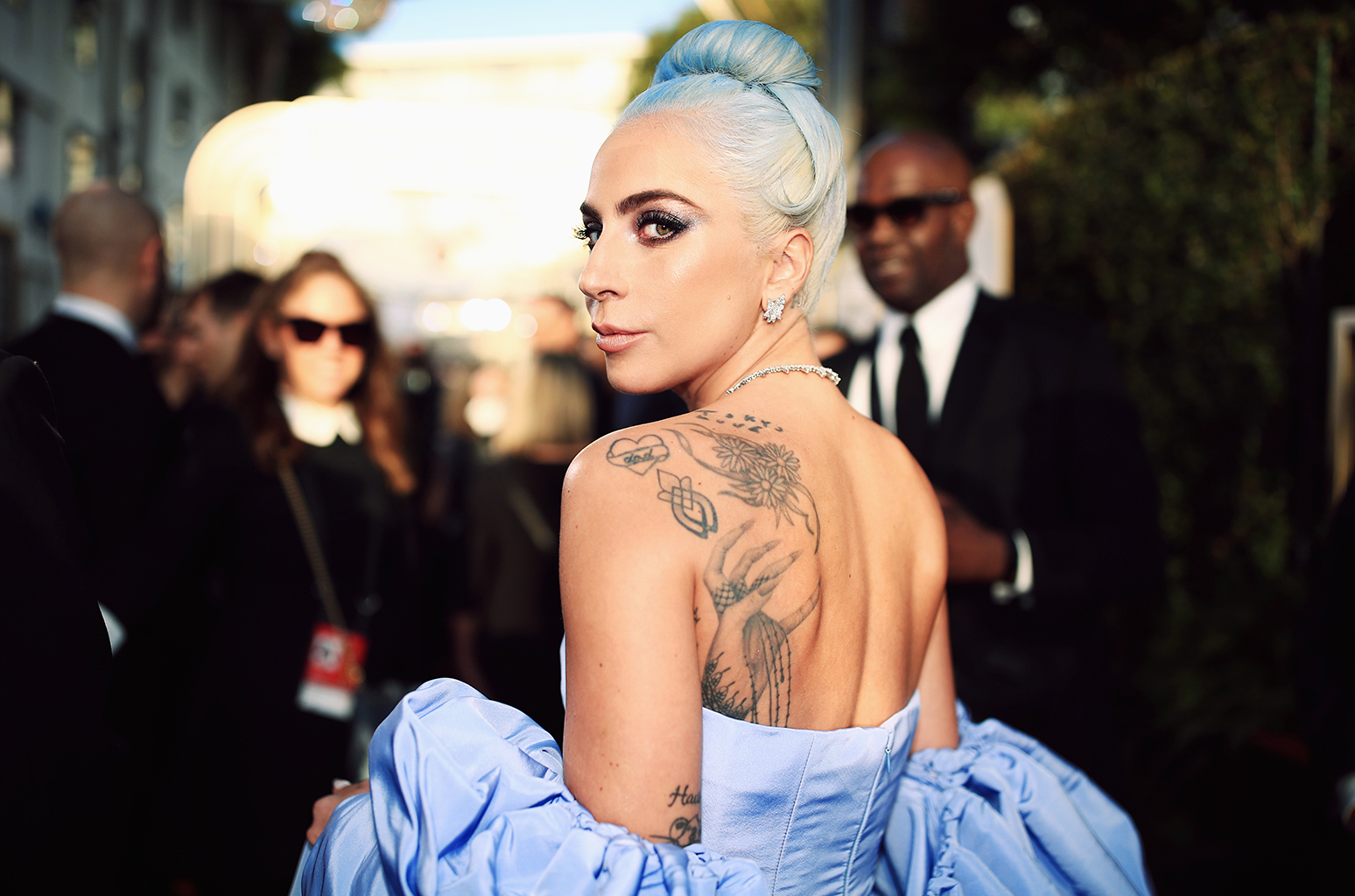 Lady Gaga, Mark Ronson, Dua Lipa y Travis Scott se suman a los shows de los Grammy 2019