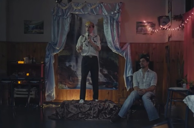 Ca7riel y Paco Amoroso presentan nuevo single y video: Ouke - Billboard ...