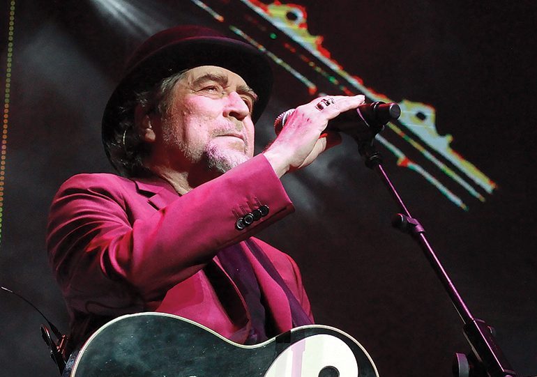 Joaquín Sabina se presenta en el Movistar Arena