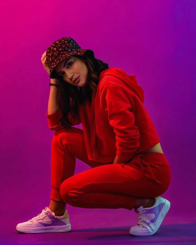 Aleinad presenta el videoclip oficial de su nuevo single: “Fanática”