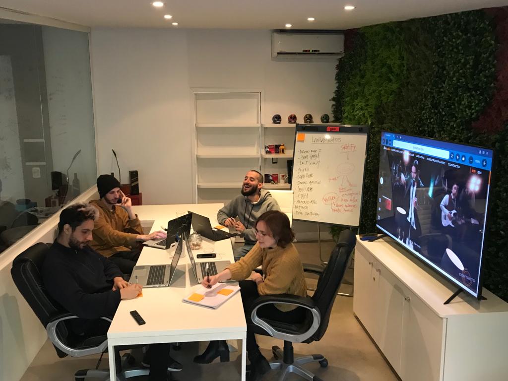 FaroLatino Media Network anuncia el relanzamiento de su marca