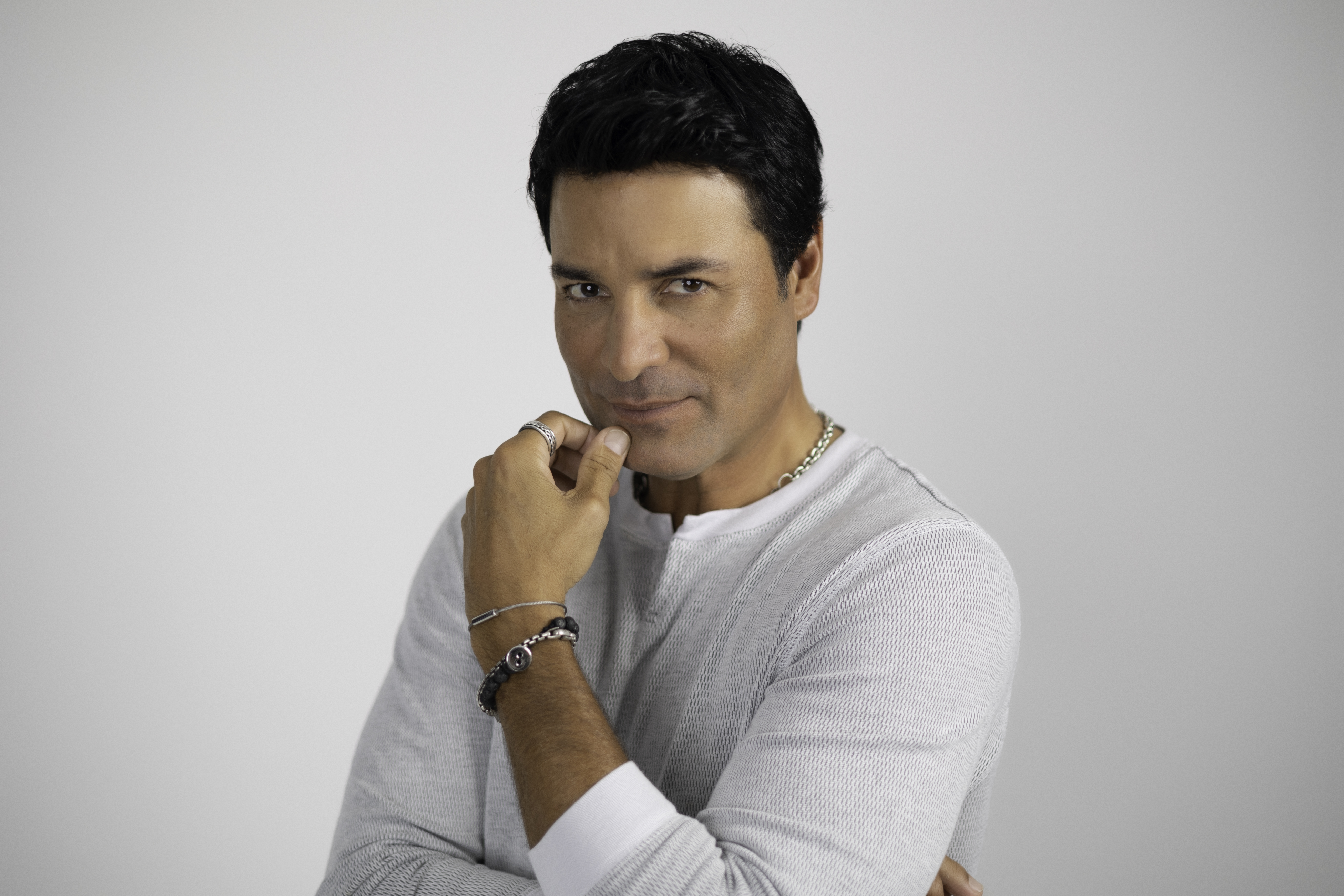 Chayanne lanzó su nuevo sencillo y video 