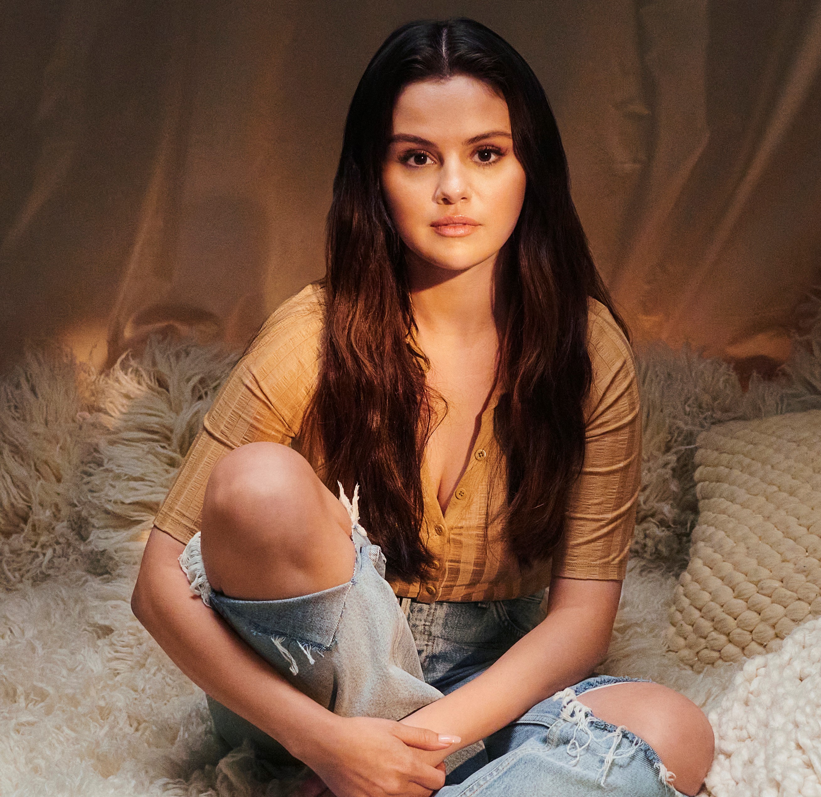 Selena Gomez presenta 