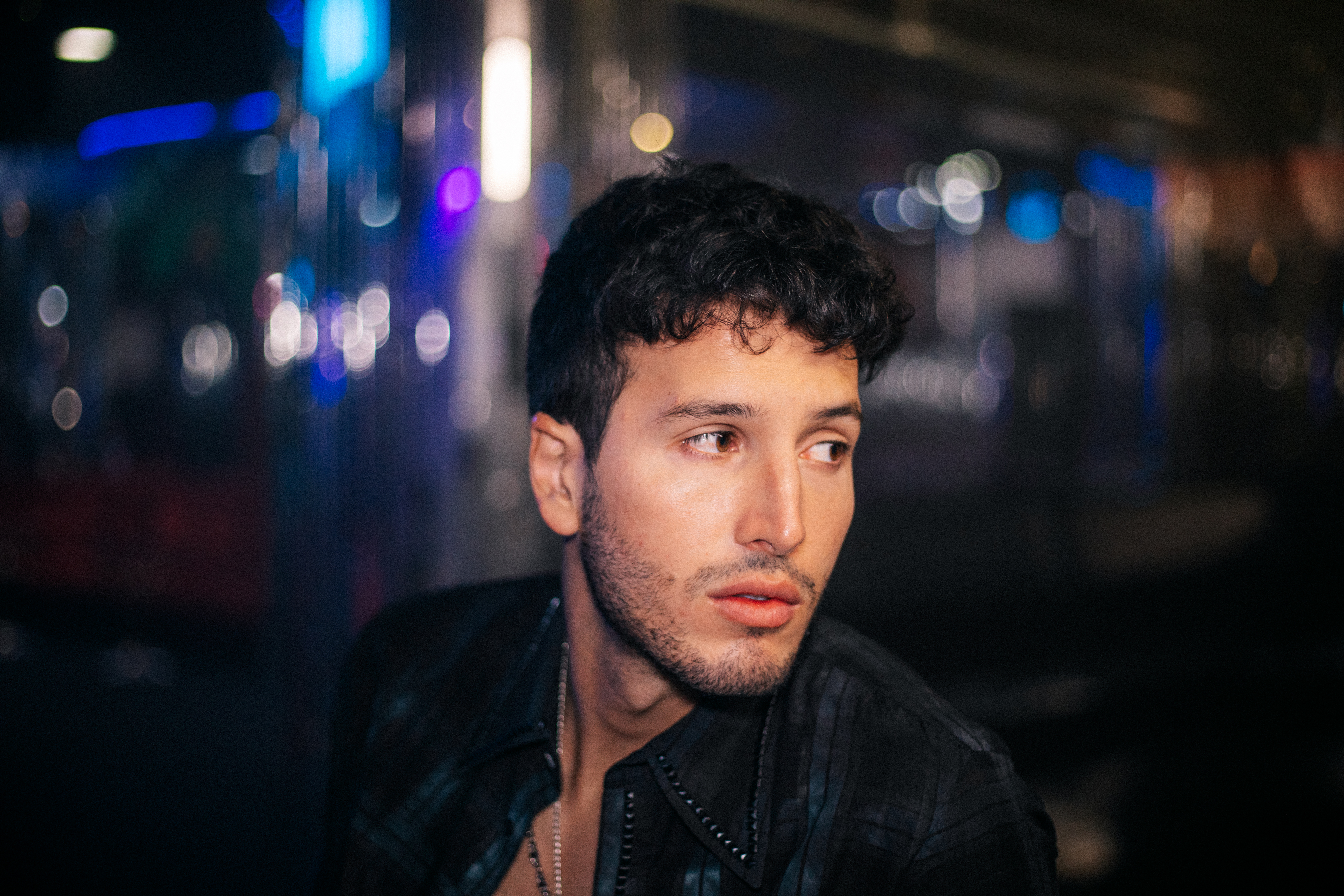 Sebastian Yatra presenta “Una Noche Sin Pensar”
