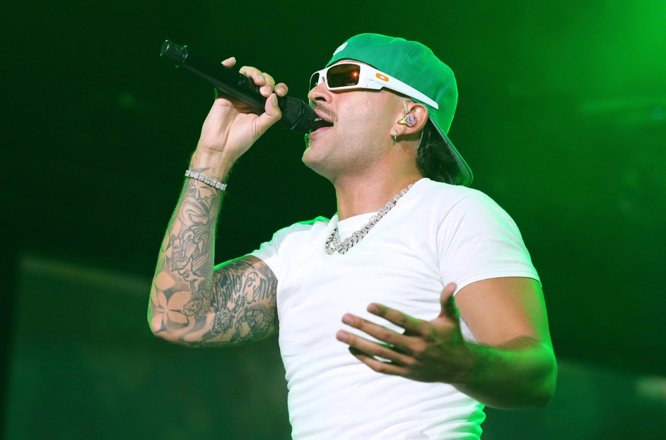 Feid y Eladio Carrión se apoderan del escenario de Billboard en SXSW 2023