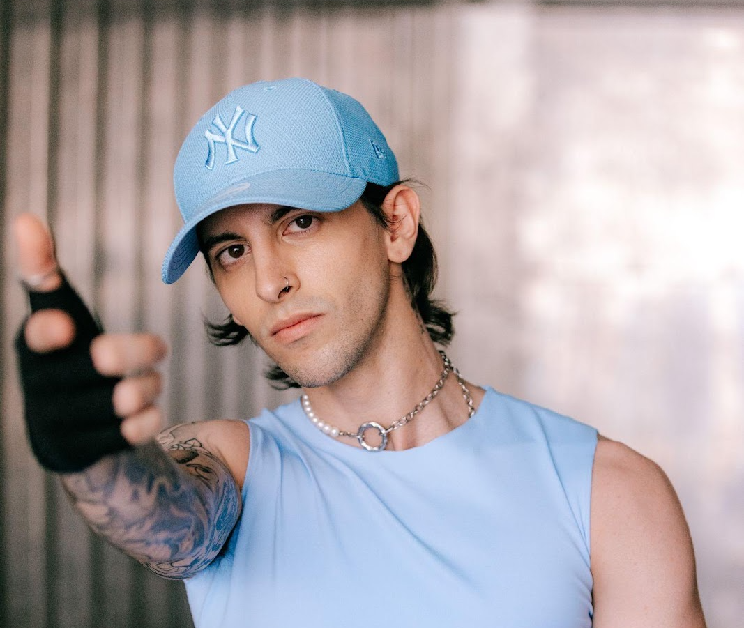 Robleis abrirá el show de Jackson Wang en el Movistar Arena