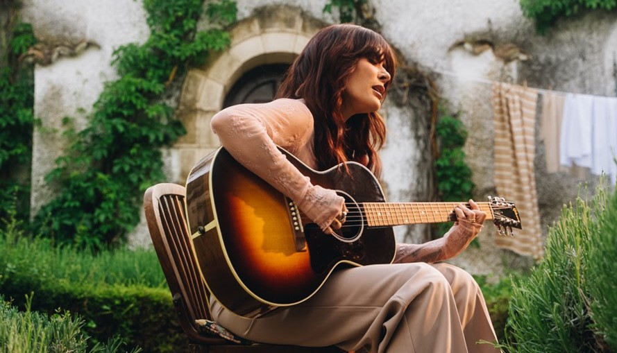 Kany García luego de su paso por Argentina presenta “Fuera de servicio”, su nuevo single