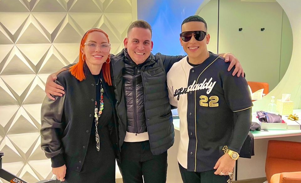 El influencer José Zeila comprometido con los más necesitados
